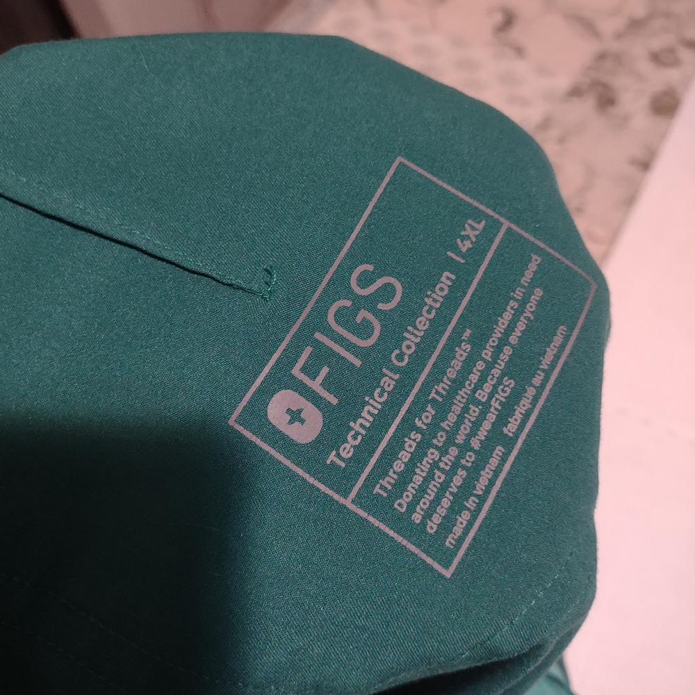 Women's Green Jogger Pants - Picture 4 of 7